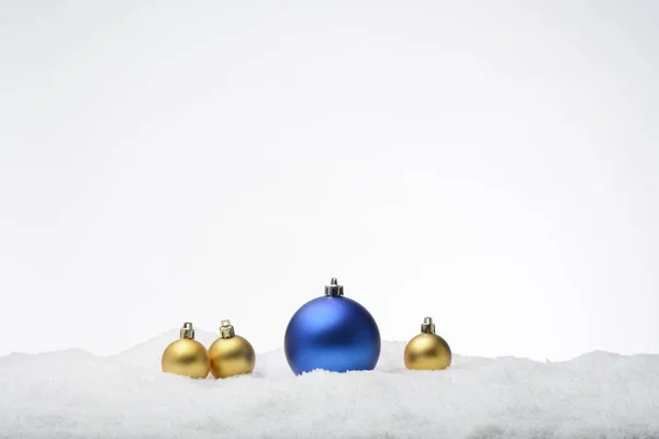 Boules Noël Sur Neige Bleu — Photo