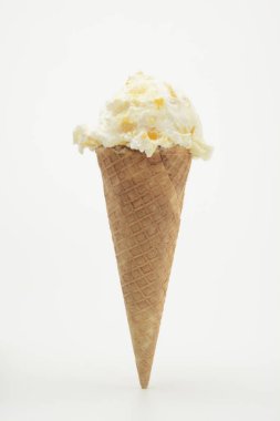 Dondurma külahı meyveli dondurma ile