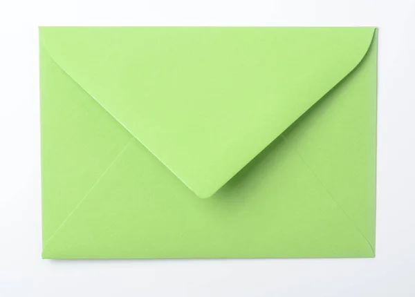 Groen Envelop Witte Achtergrond Rechtenvrije Stockafbeeldingen