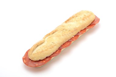 Sosisli sandviç beyaz arka plan üzerinde