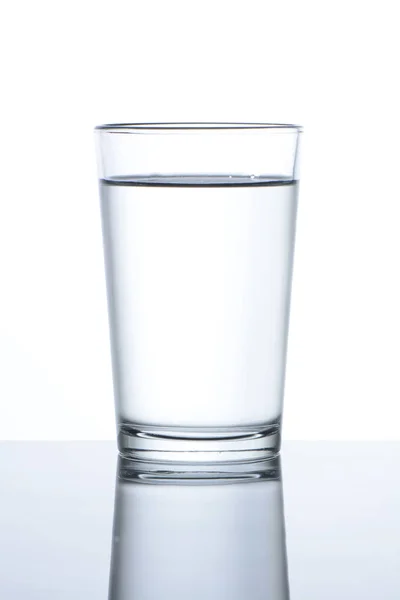 Vaso Agua Sobre Fondo Blanco — Foto de Stock