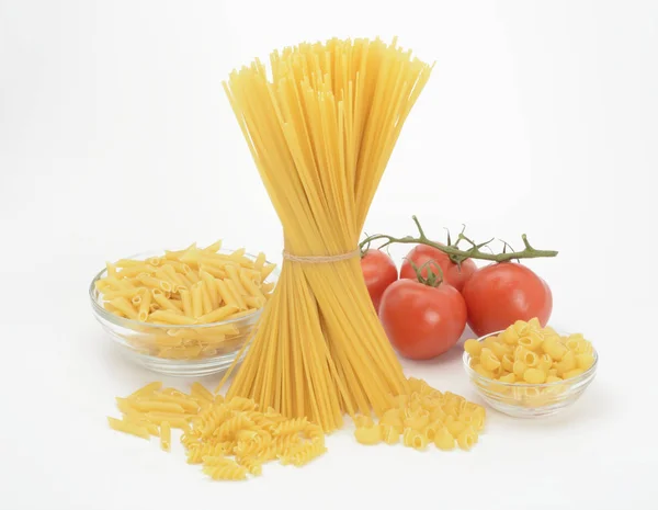 Pastas crudas en diferentes formas — Foto de Stock