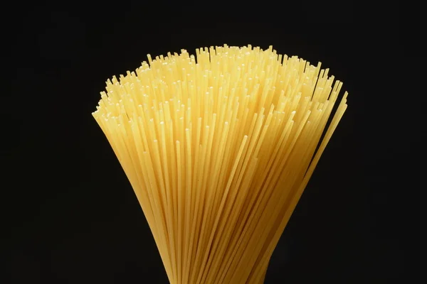Espaguetis de pasta cruda — Foto de Stock