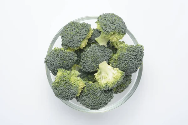En rå broccoli — Stockfoto