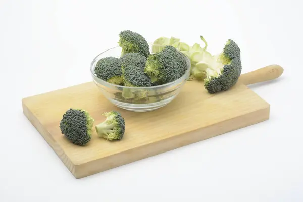 En rå broccoli — Stockfoto