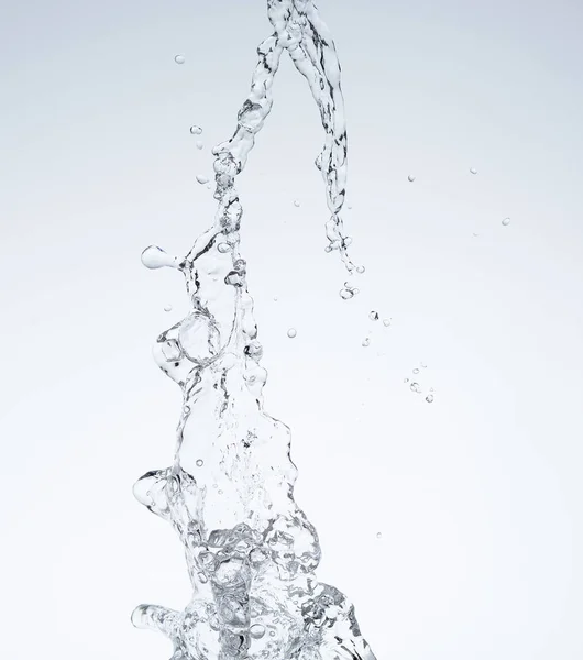 Wasser auf weißem Hintergrund bewegen — Stockfoto