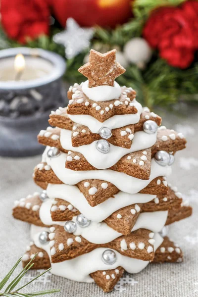 Gingerbread Kerstboom Feestelijke Inrichting — Stockfoto