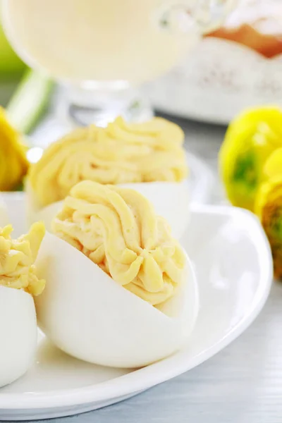 Фаршированные Яйца Пасхальный Завтрак — стоковое фото