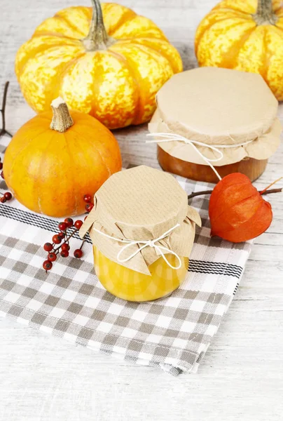 Kavanoz kabak reçeli. Sağlıklı gıda