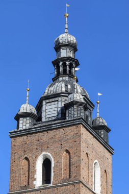 Mariacki Kilisesi, Meryem Ana Kilisesi Cennete girdi, Polonya 'nın Krakow kentindeki ana pazar meydanının bitişiğindeki tuğladan gotik bir kilise..