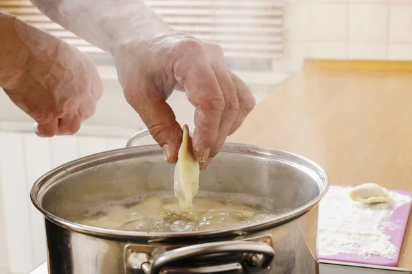 Cottura Gnocchi Smalto Piatto Tradizionale Cena — Foto Stock