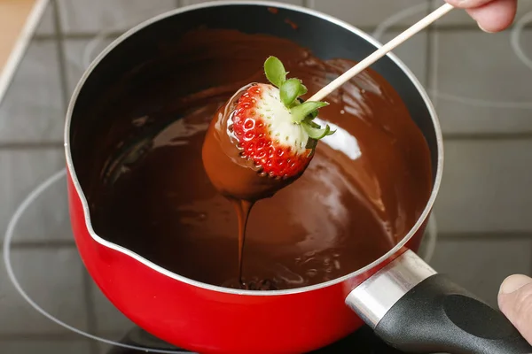 Chocolade Gedimde Aardbeien Partij Dessert — Stockfoto