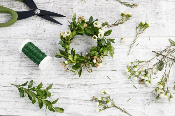 Bloemist Het Werk Hoe Maak Kroon Van Pasen Met Buxus — Stockfoto