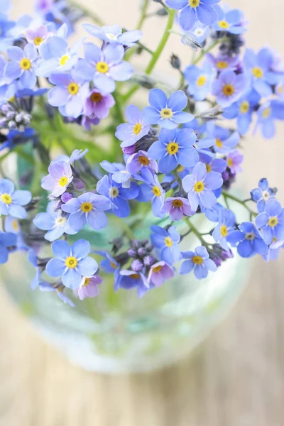Букет Квітів Скляній Вазі Весняний Час — стокове фото