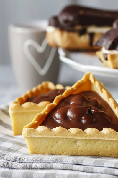 Chocolate triangles cakes — Stock Photo, Image