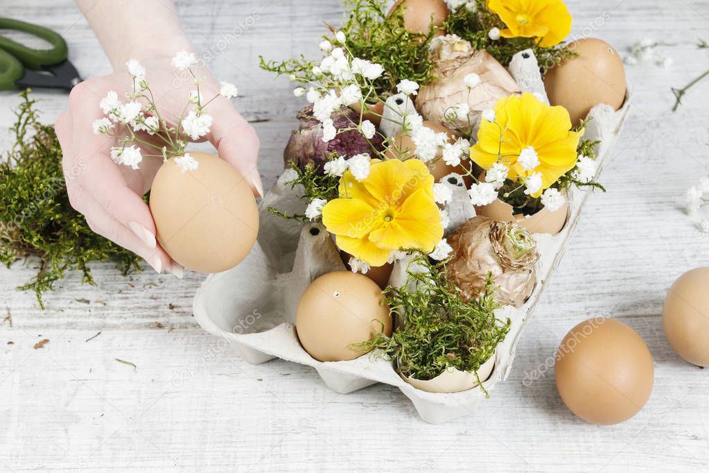 How to make simple easter floral arrangement