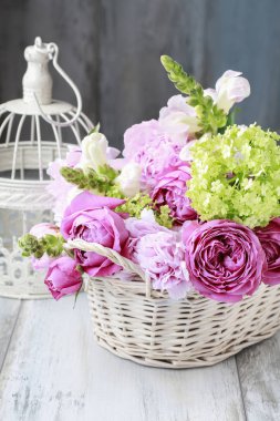 Pembe Gül, peonies ve matthiola çiçek çiçek aranjmanı