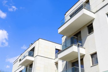 Krakow, Polonya - 19 Mayıs 2017: Modern apartmanlar