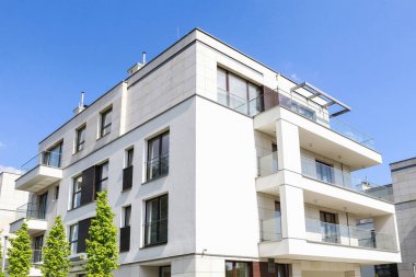 Krakow, Polonya - 19 Mayıs 2017: Modern apartmanlar