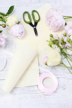 Nasıl düğün misafirler öğretici için güzel hediye yapmak.