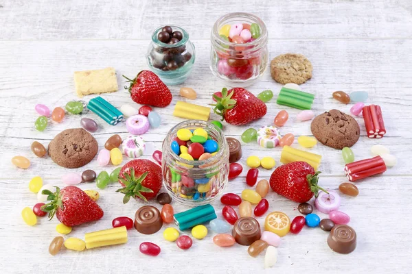 Glass jar with sweets. — Stock Photo, Image