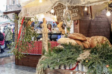 Krakow, Polonya - 01 Aralık 2016: Yıllık Noel Fuarı'nda