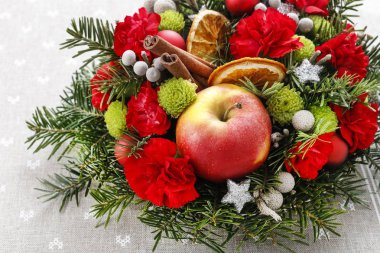 Nasıl noel çiçek düzenleme öğretici yapmak.