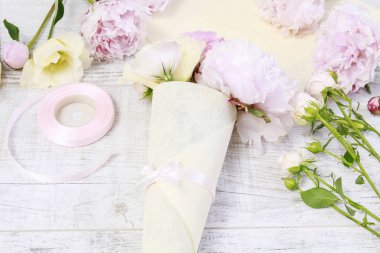 Nasıl düğün misafirler için güzel hediye yapmak, öğretici.