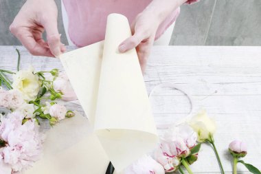 Gül ve EUS ile düğün misafirler için güzel bir hediye yapmak nasıl