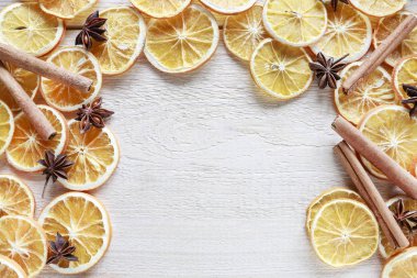 Dilimlenmiş kuru portakal