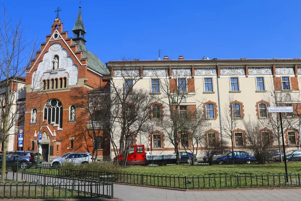Krakow, Polen-mars 08, 2017: Heliga Hjärta katolska kyrkan i — Stockfoto