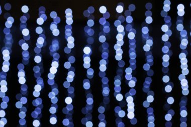 Mavi ve gümüş ışıltılı chri ile bulanık soyut arka plan