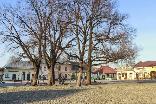 Stary Sacz, Polsko-Březen 12, 2016: hlavní tržní náměstí — Stock fotografie