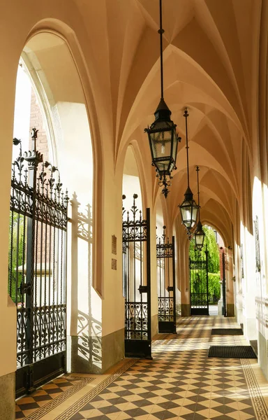 KRAKOW, POLAND - MAY 17, 2017: The Jagiellonian University. Main — Stock Photo, Image