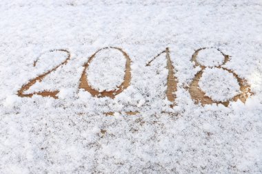 2018 kar üzerinde el yazısı