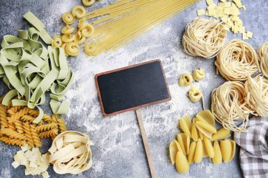 İtalyan p karışık türleri ve şekilleri arasında boş tahta etiket