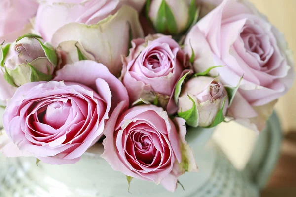 Μπουκέτο ροζ τριαντάφυλλα. — Φωτογραφία Αρχείου