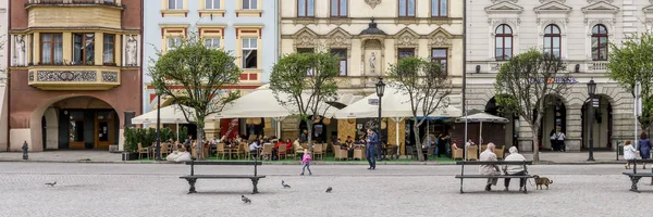 Cieszyn, Polonya - Nisan 16,2016: Main Market Square