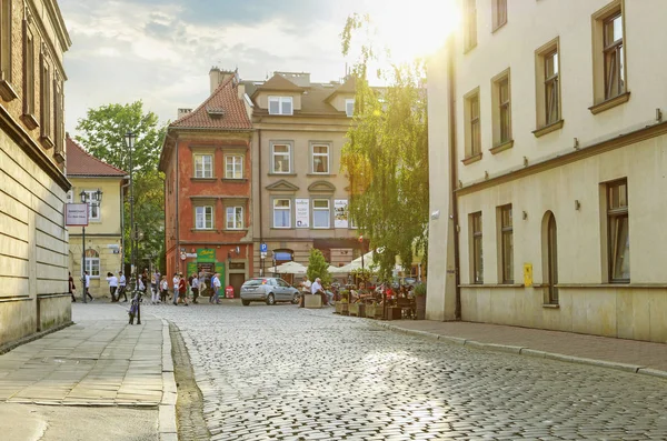 Krakau, Polen-mei 04, 2018: kleurrijke tenements in Joodse distr — Stockfoto