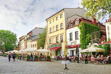 Krakow,Polonya - 04 Mayıs 2018: Yahudi distr renkli tenements