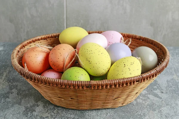 Basket of Easter eggs. — Stock Photo, Image