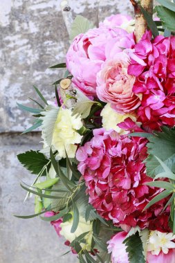 Güller, şakayık, hortensias, karanfil ile Çiçek arka plan bir