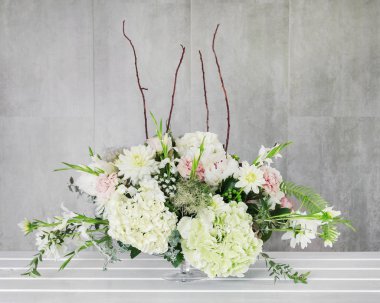 Hortensias (ortanca), karanfil ve ro ile çiçek arka plan