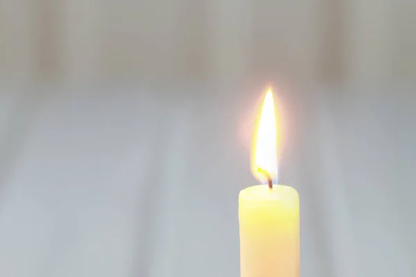 Yellow single candle — Stock Photo, Image