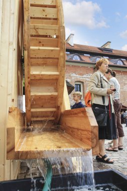 Krakow, Polonya - 11 Mayıs 2017: Benedictine Abbey'de değirmen tekerleği