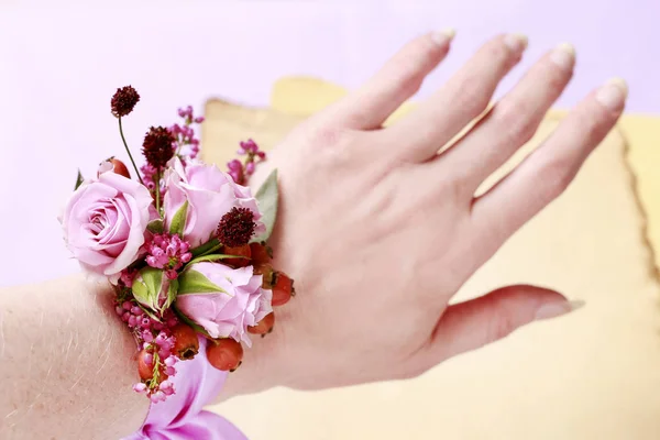 Steps of making wrist corsage for autumn wedding — Stock Photo, Image