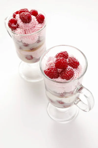 Raspberry layer dessert. — Stock Photo, Image