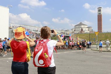 Krakow, Polonya - 26 Temmuz 2016: John Paul II Merkezi, Hacılar 