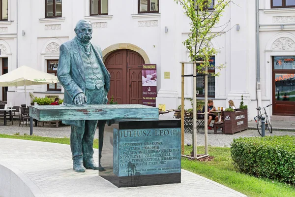 Krakow,Polonya - 11 Nisan 2018: Juliusz Leo Anıtı