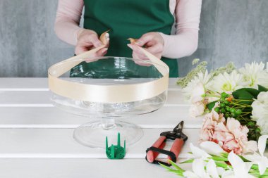 Nasıl yaz parti masada çiçek süslemeleri yapmak. Centerpiec